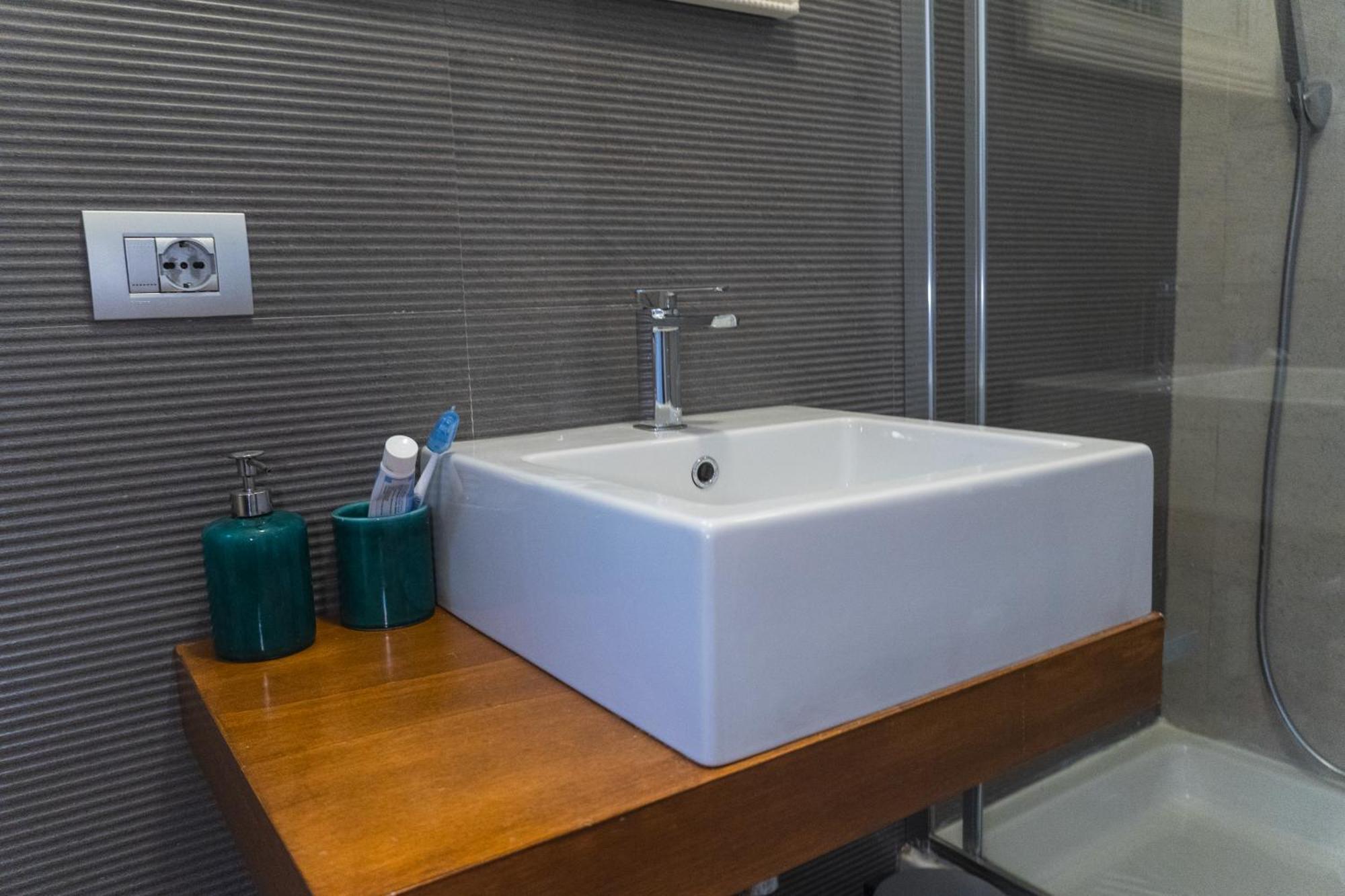 Er Nido-monolocale Con Terrazza A Apartment Rom
